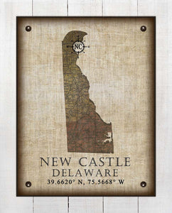 New Castle Delaware Vintage Design - Board Mounted Canvas Print